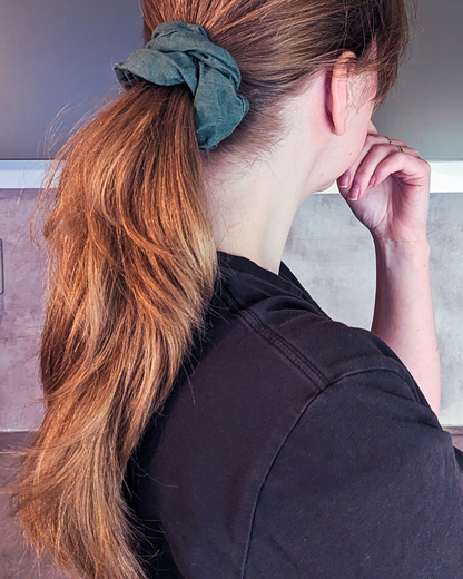Zero Waste Scrunchie Skog